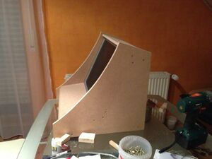 Arcade-buildblog-20121222-10 Cabinet-Seitenansicht.jpg